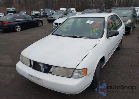 1997 Nissan Sentra Gle/Gxe/Xe z USA, uszkodzony, nr VIN 1N4AB41D0VC790497